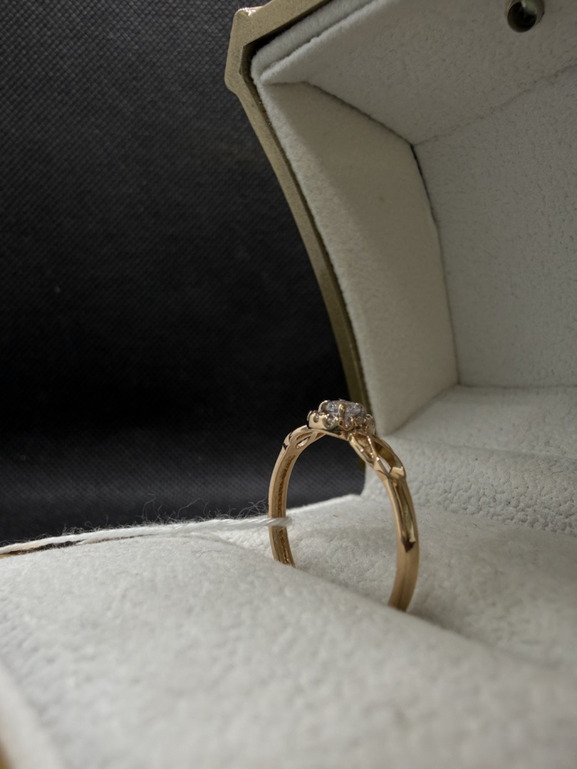 КОЛКМИ585 КОЛЬЦО С КАМНЯМИ (Au 585)