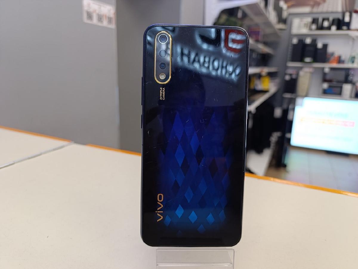 Смартфон Vivo 1907 6/128