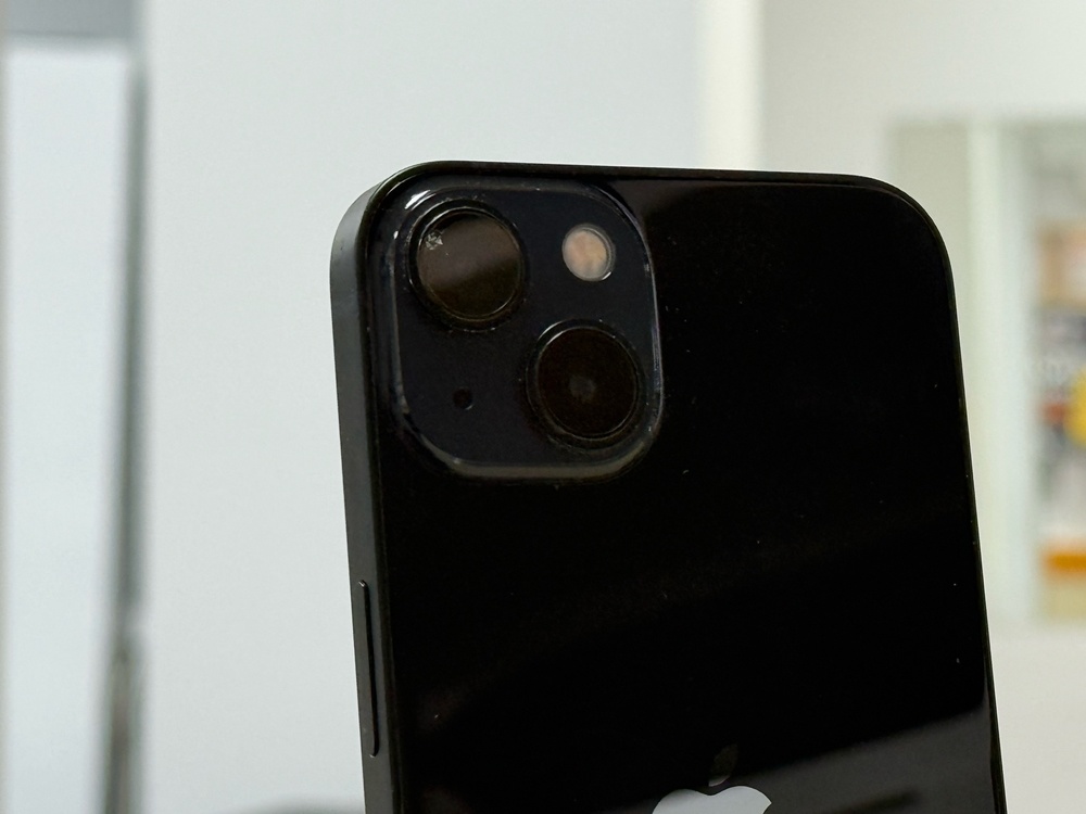 Смартфон Apple iPhone 13 128Gb