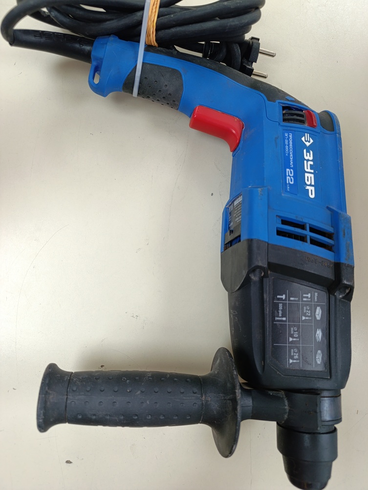 Перфоратор Зубр П-22-650