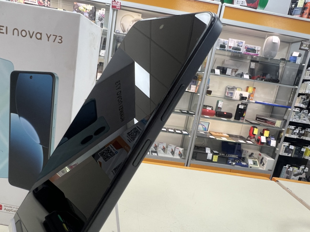 Смартфон Huawei Nova Y73 8/128