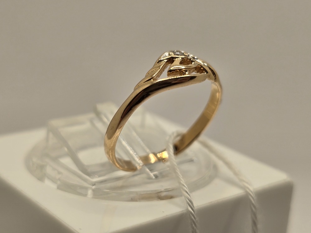 КОЛКМ585 КОЛЬЦО С КАМНЕМ (Au 585)