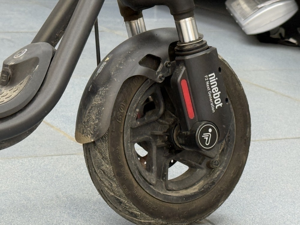 Электросамокат Ninebot F2