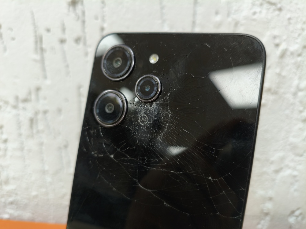 Смартфон Xiaomi Redmi 12 4/128