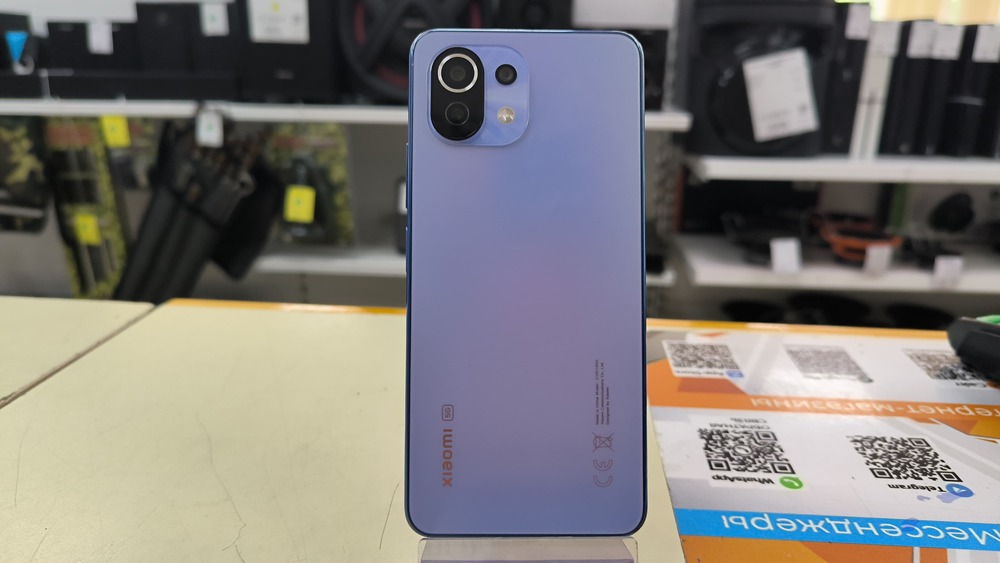 Смартфон Xiaomi 11 Lite 8/128