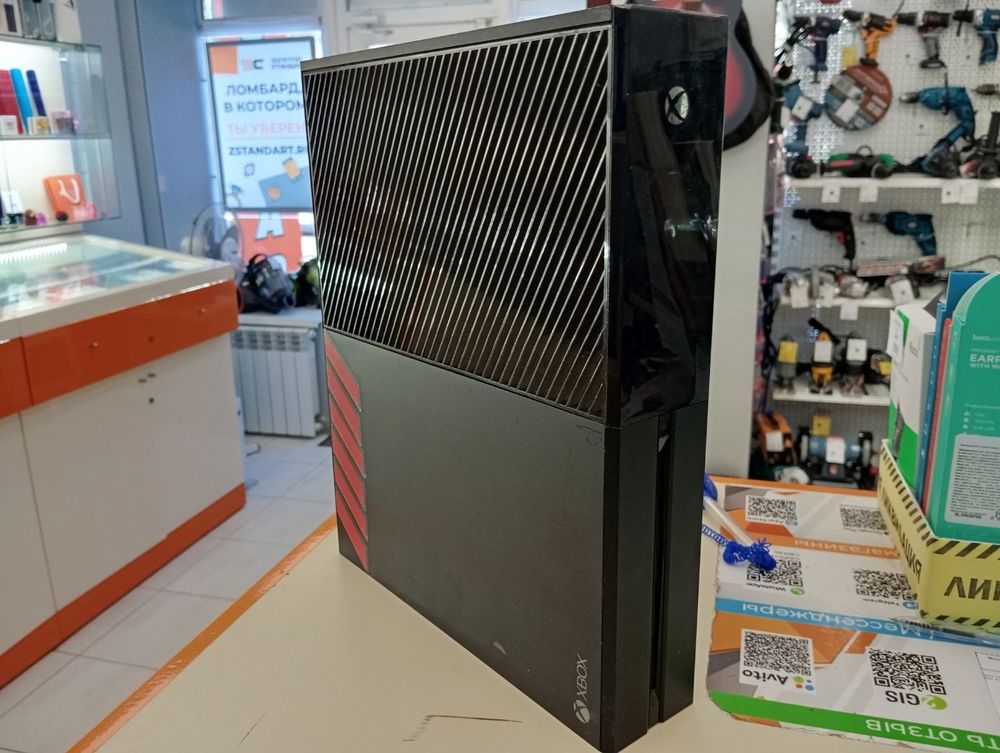 Игровая приставка Xbox One 500Gb