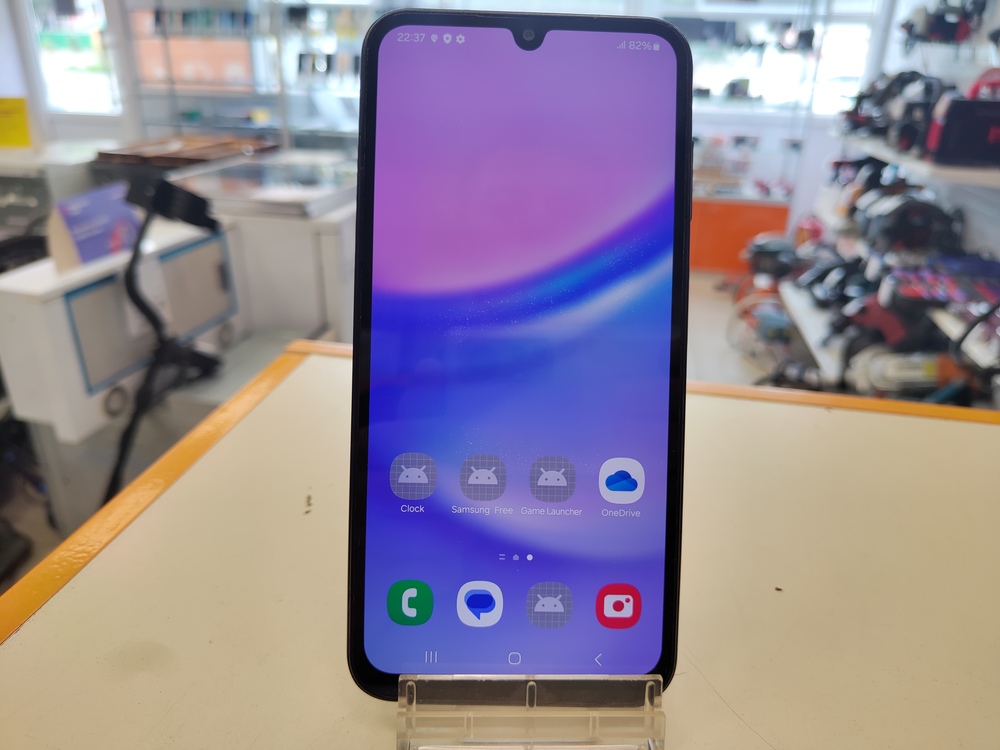 Смартфон Samsung Galaxy A15 4/128