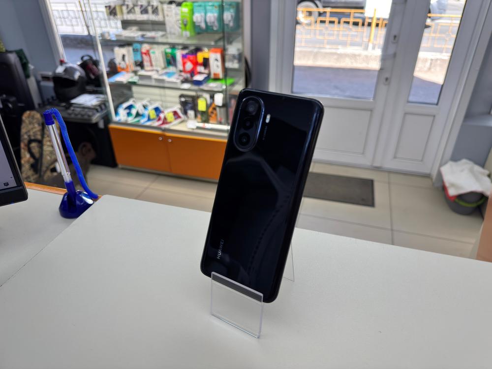 Смартфон Huawei Y70 4/64Gb