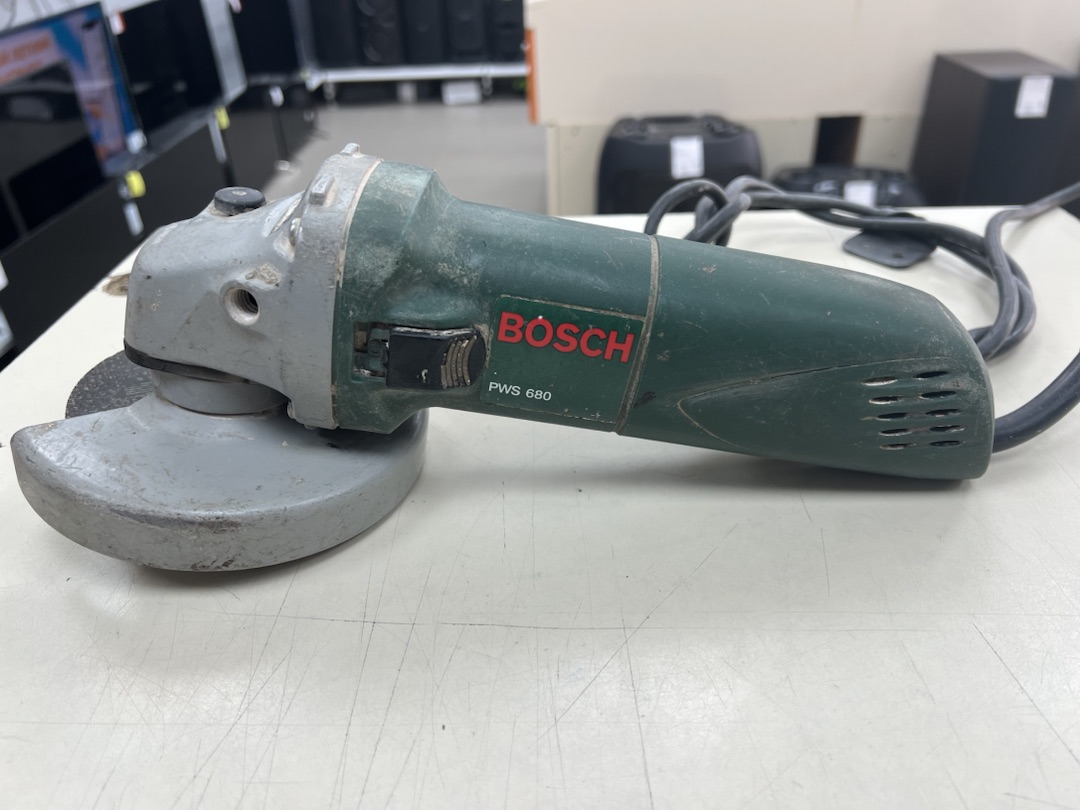 Угловая шлифмашина Bosch PWS 608