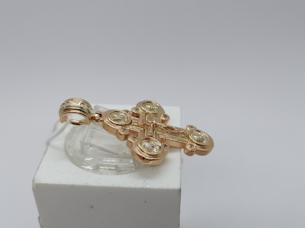 ПОДККИ585 ПОДВЕСКА КРЕСТ С КАМНЯМИ (Au 585)