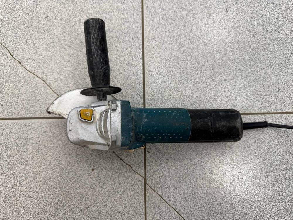 Угловая шлифмашина FIT AG-125/750