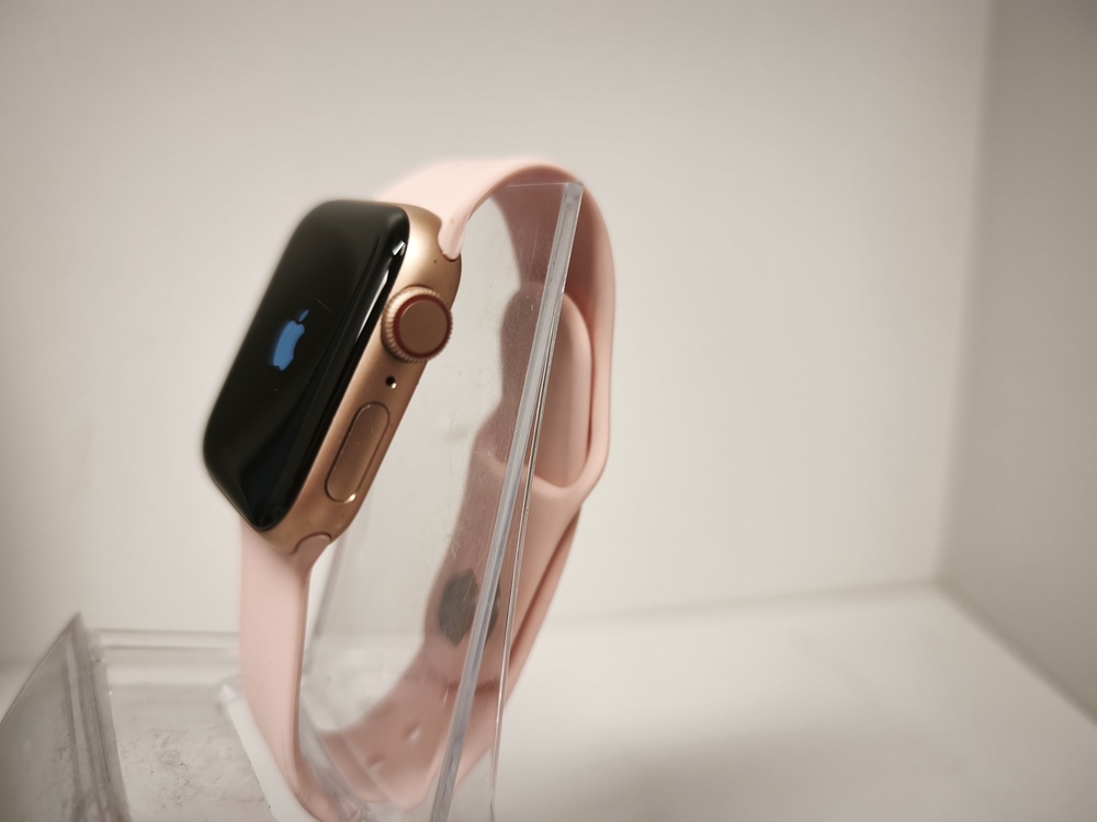 Смарт-часы Apple Watch SE 2020 40mm