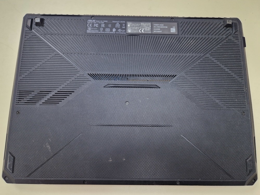 Ноутбук ASUS; Ryzen 7 3750H, GeForce GTX 1650, 16 Гб, 500 Гб