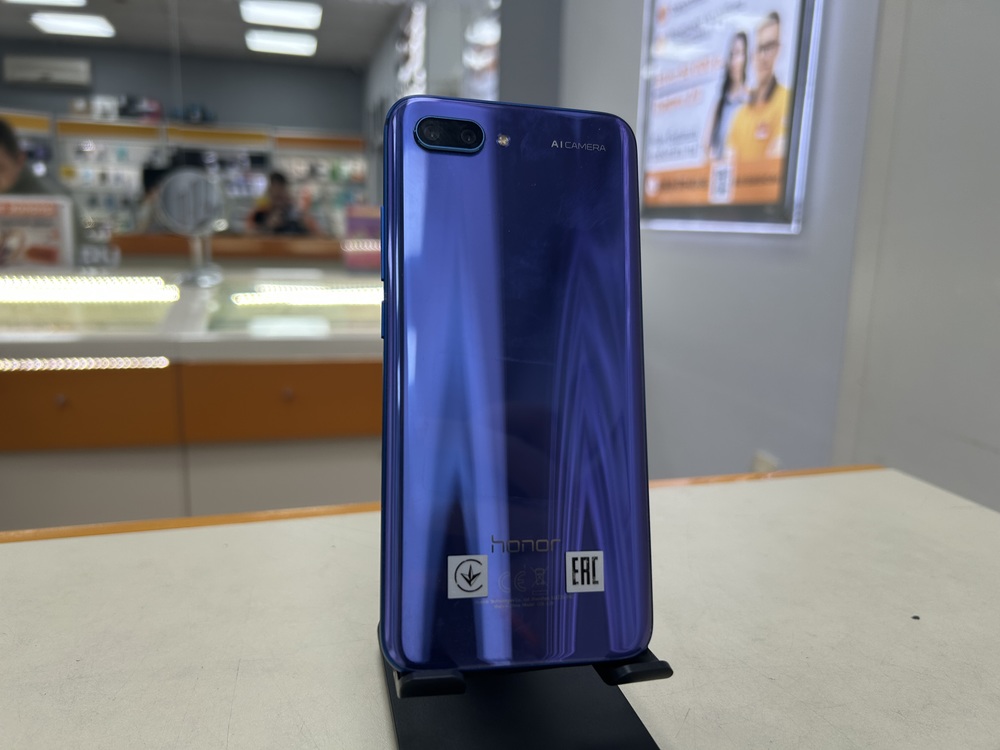 Смартфон Honor 10 4/64
