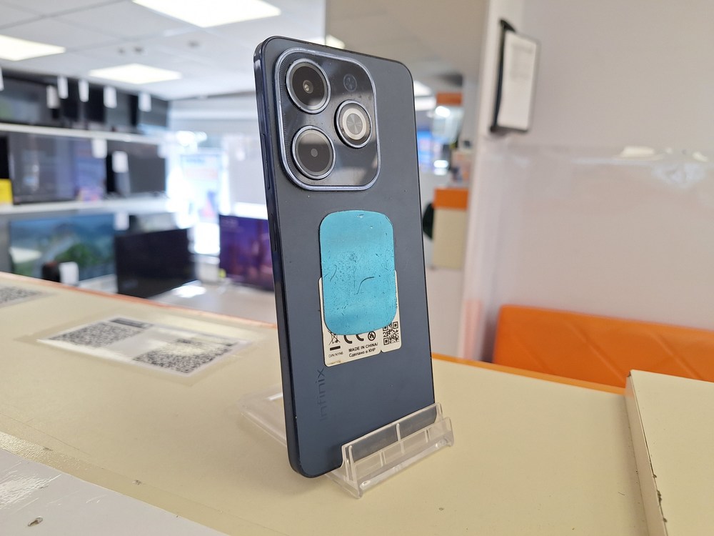 Смартфон Infinix HOT 40i 8/256