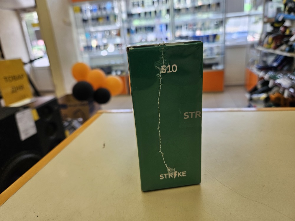 Мобильный телефон Strike S10