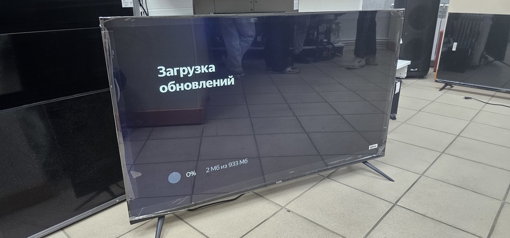 LED Телевизор Tuvio TD50UFBSV1