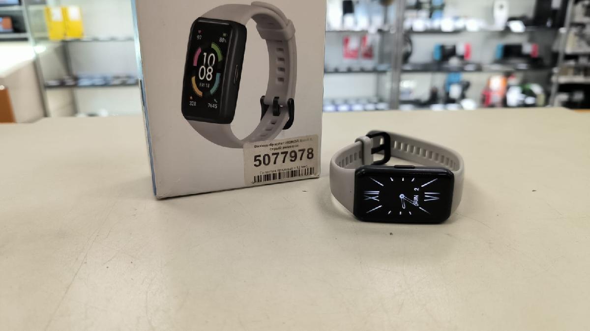 Смарт-часы Honor Band 6