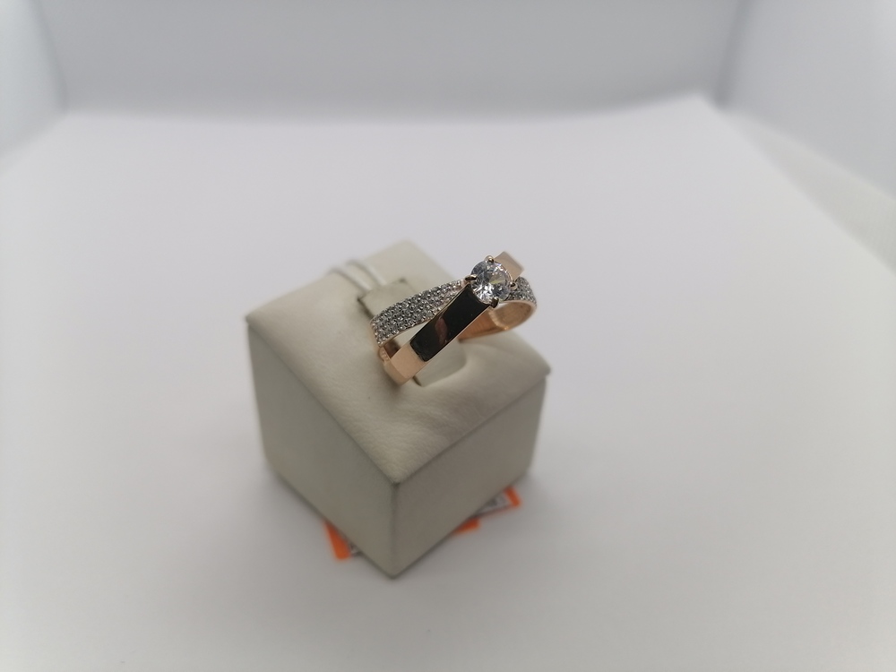 КОЛКМИ585 КОЛЬЦО С КАМНЯМИ (Au 585)