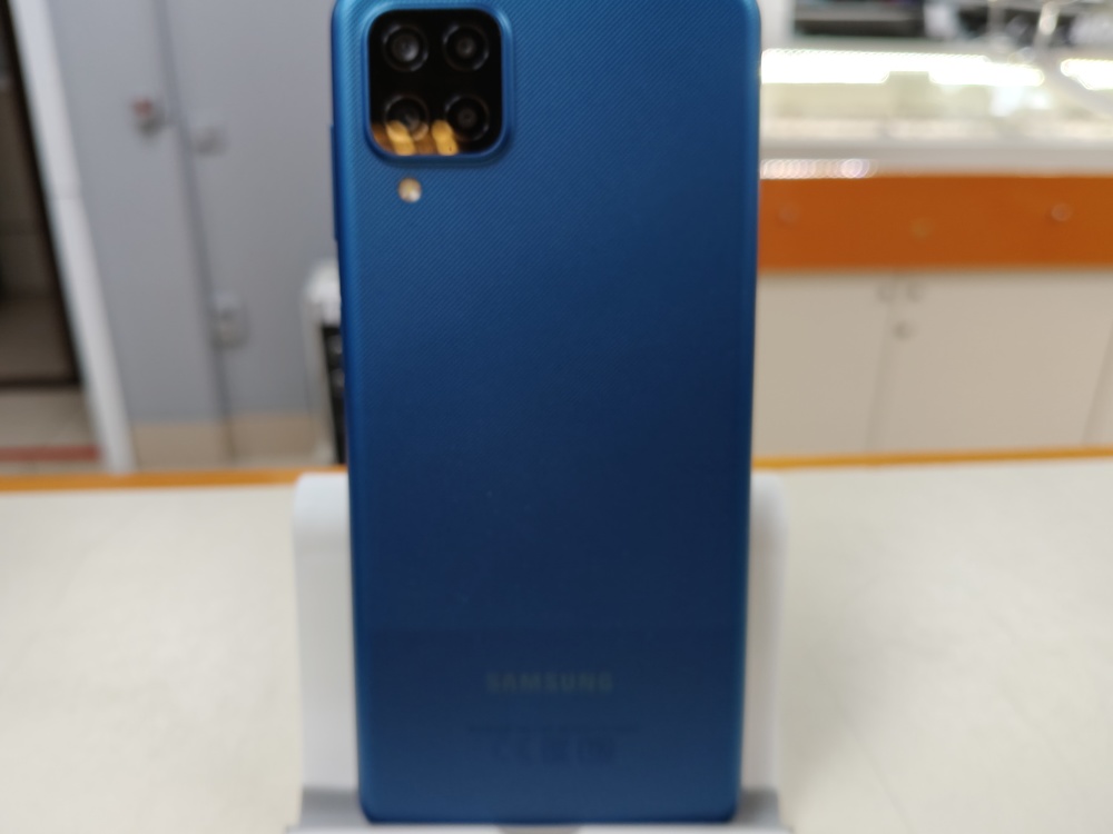 Смартфон Samsung Galaxy A12 4/128