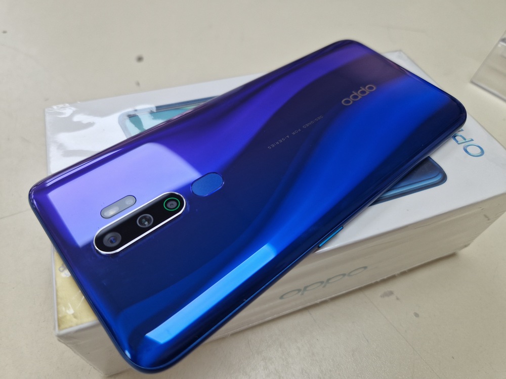 Смартфон Oppo A9 4/128