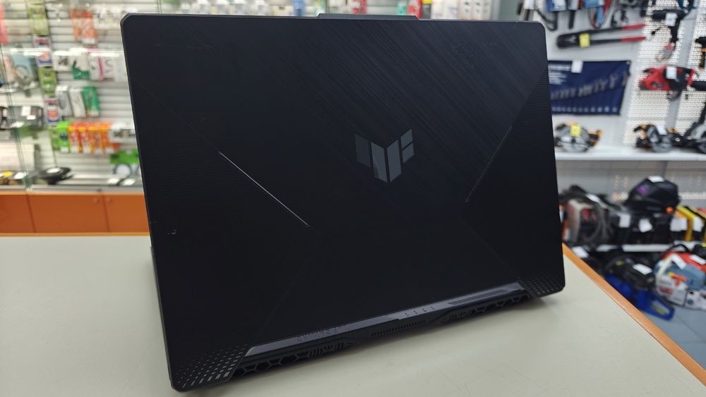 Ноутбук ASUS; Ryzen 5 4500U, GeForce GTX 1650, 8 Гб, 500 Гб, Нет