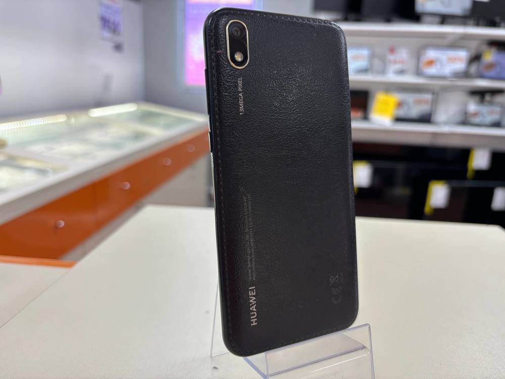 Смартфон Huawei Y5 (2019)