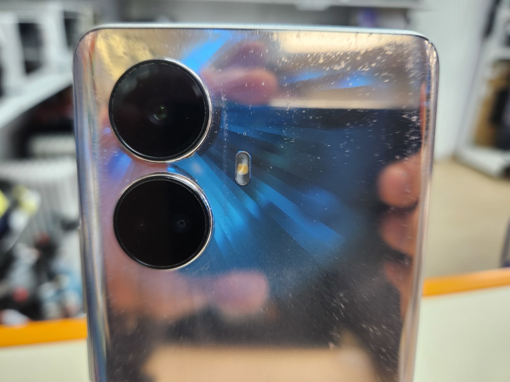 Смартфон Realme 10 Pro + 5G 8/128