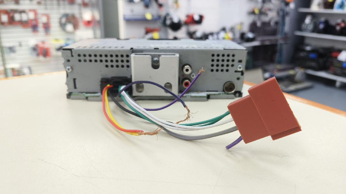 Автомагнитола Pioneer MVH-S120UBA