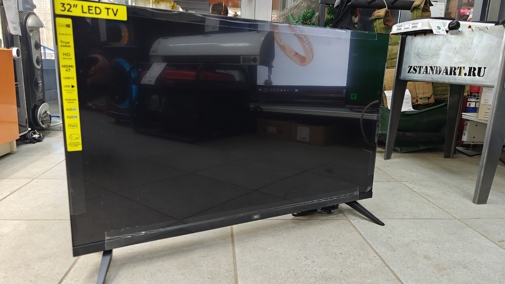 LED Телевизор BQ 32FS01B