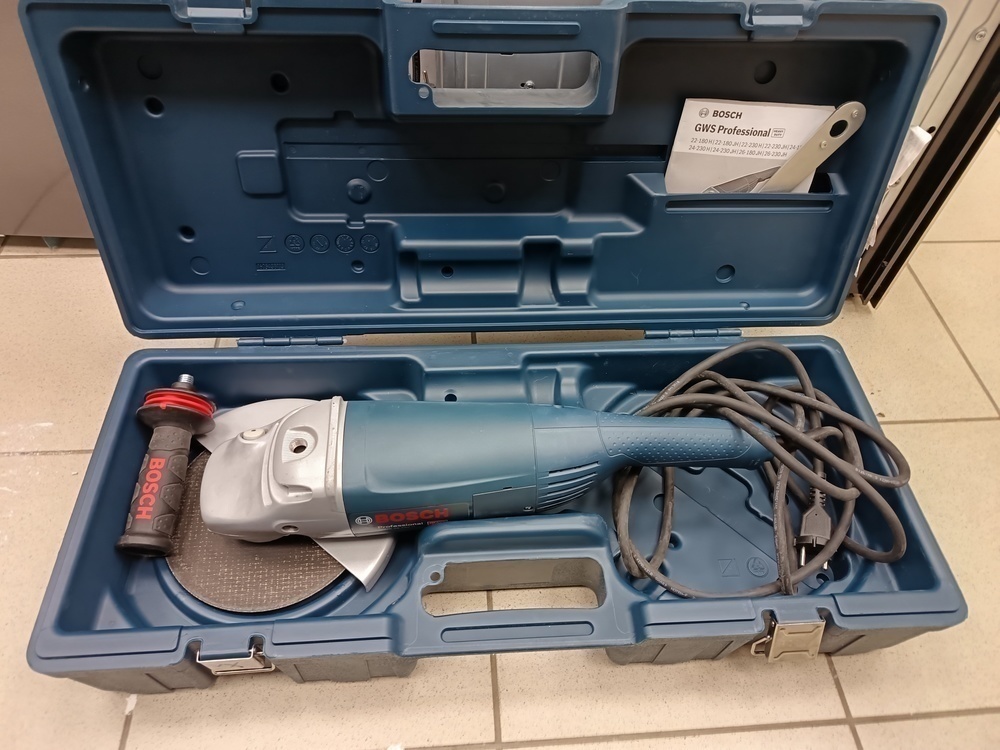 Угловая шлифмашина Bosch GWS 26-230 H