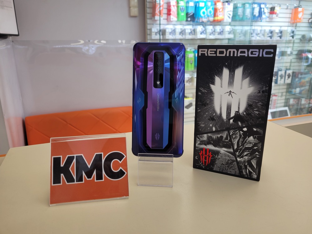 Смартфон Nubia Red Magic 7 16/256