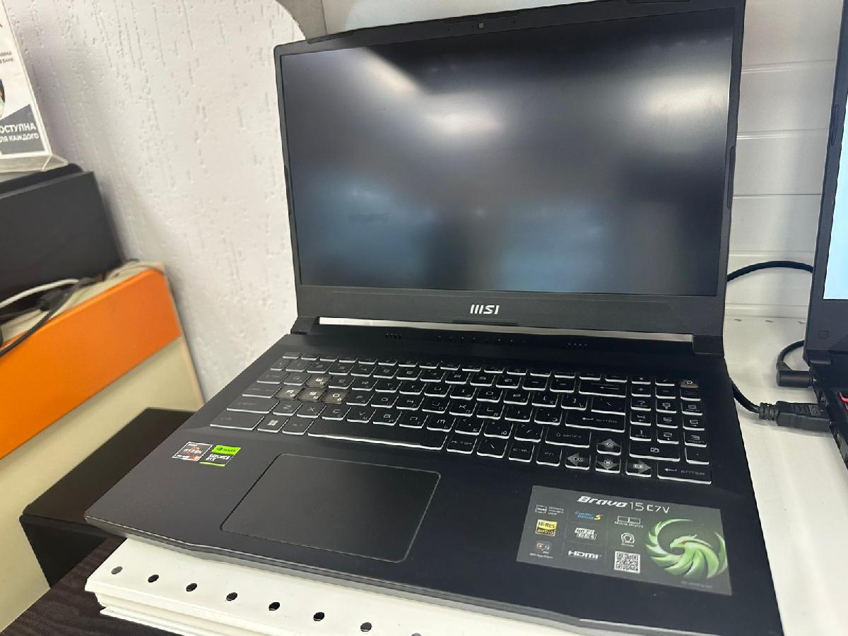 Ноутбук MSI MS-158N; Ryzen 5 7535H, GeForce RTX 4050, 8 Гб, 512 GB, Нет
