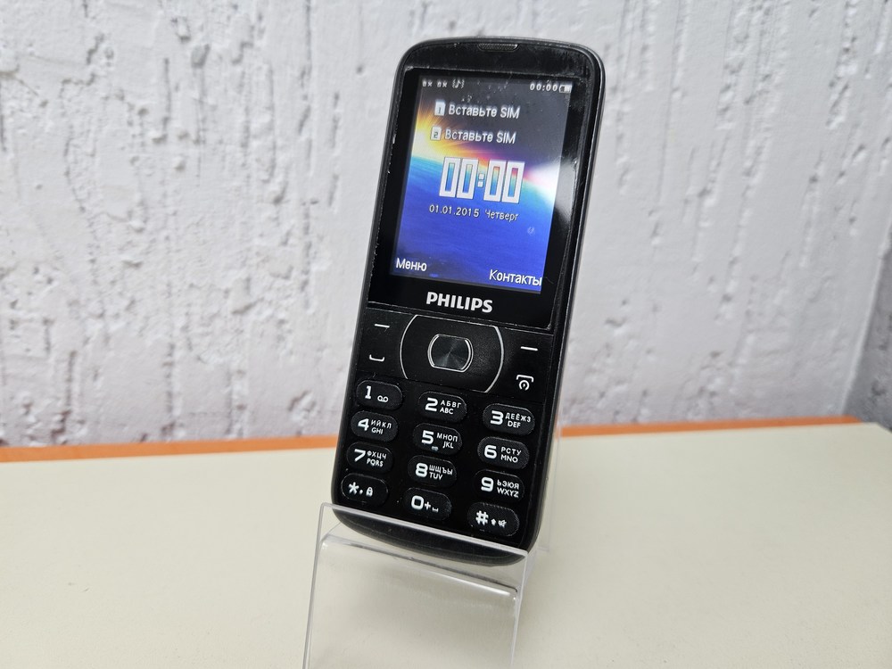 Мобильный телефон Philips E560