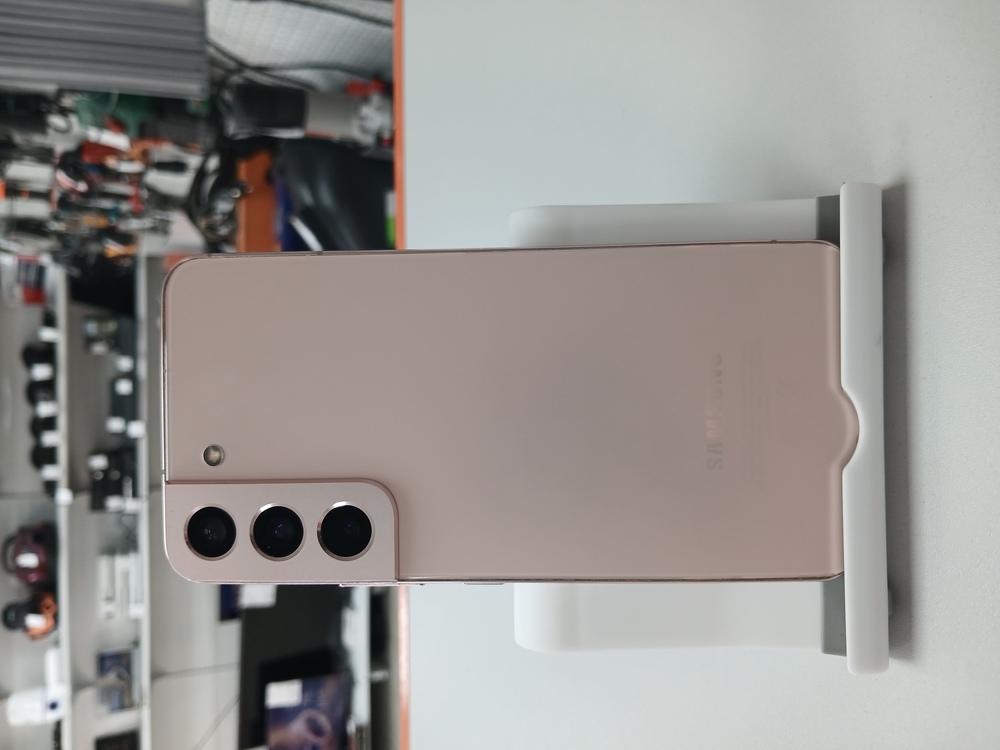 Смартфон Samsung Galaxy S22 8/256