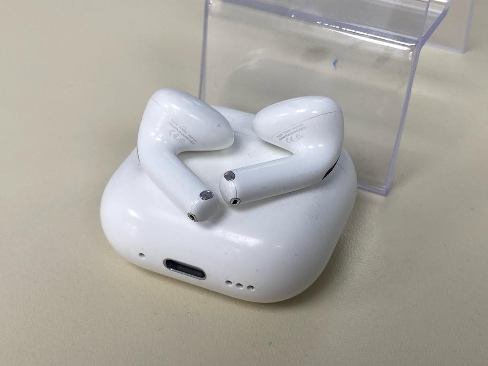 Наушники беспроводные Apple AirPods 4 с ANC