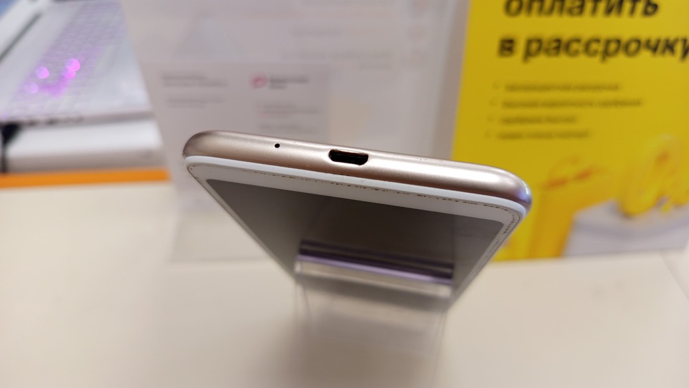 Смартфон Xiaomi Redmi 6A 2/16