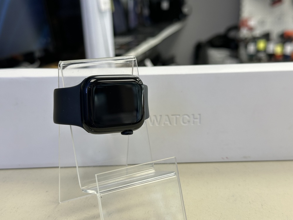 Смарт-часы Apple Watch Series 7 41mm