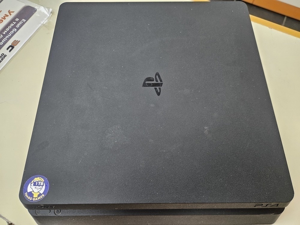 Игровая приставка PlayStation 4 Slim 1Tb