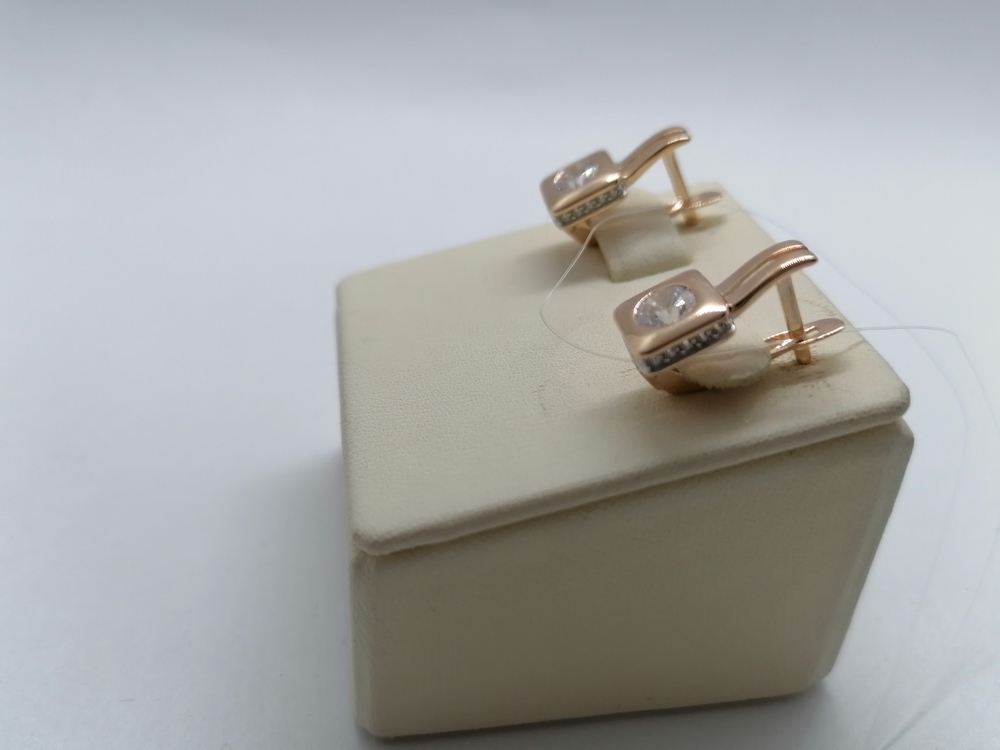 1205902 СЕРЬГИ С КАМНЯМИ (Au 585)