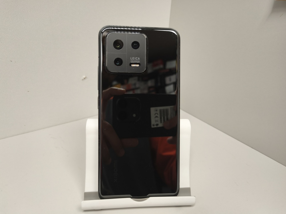 Смартфон Xiaomi 13 12/512