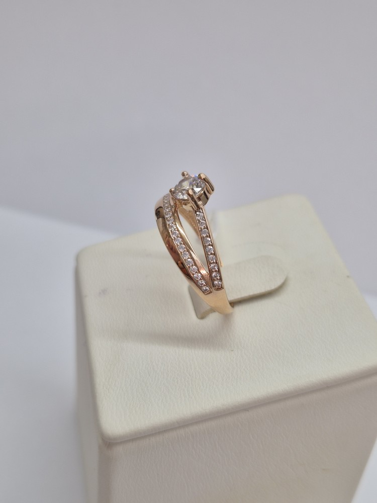 КОЛКМИ585 КОЛЬЦО С КАМНЯМИ (Au 585)