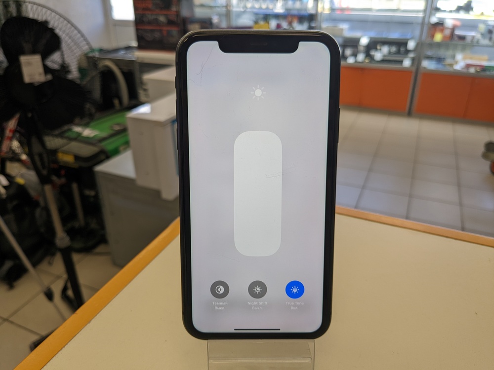 Смартфон Apple iPhone 11 64Gb