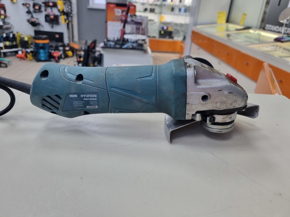 Угловая шлифмашина Hyundai G650-125