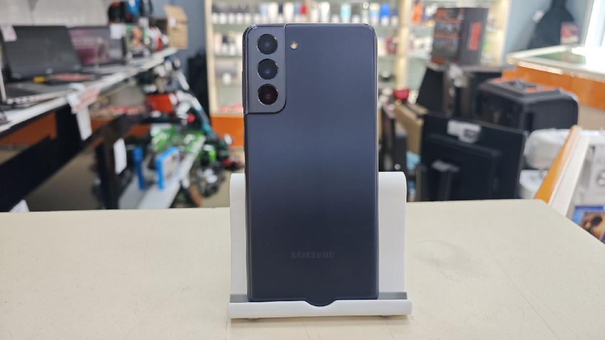Смартфон Samsung Galaxy S21 5G 8/128