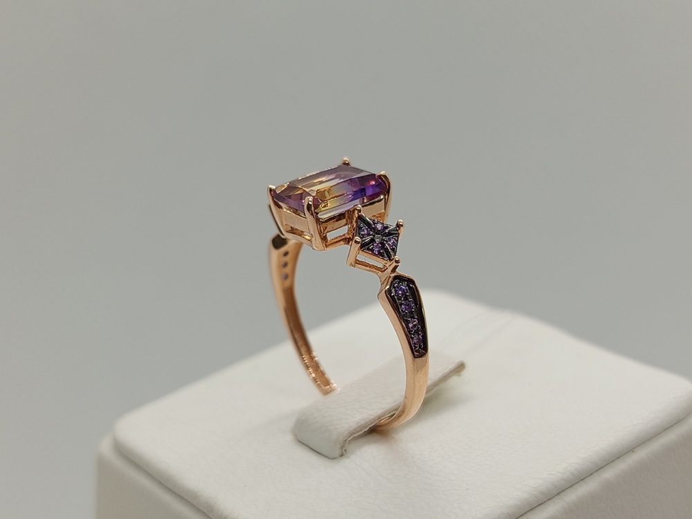 КОЛЬЦО С КАМНЯМИ (Au 585)