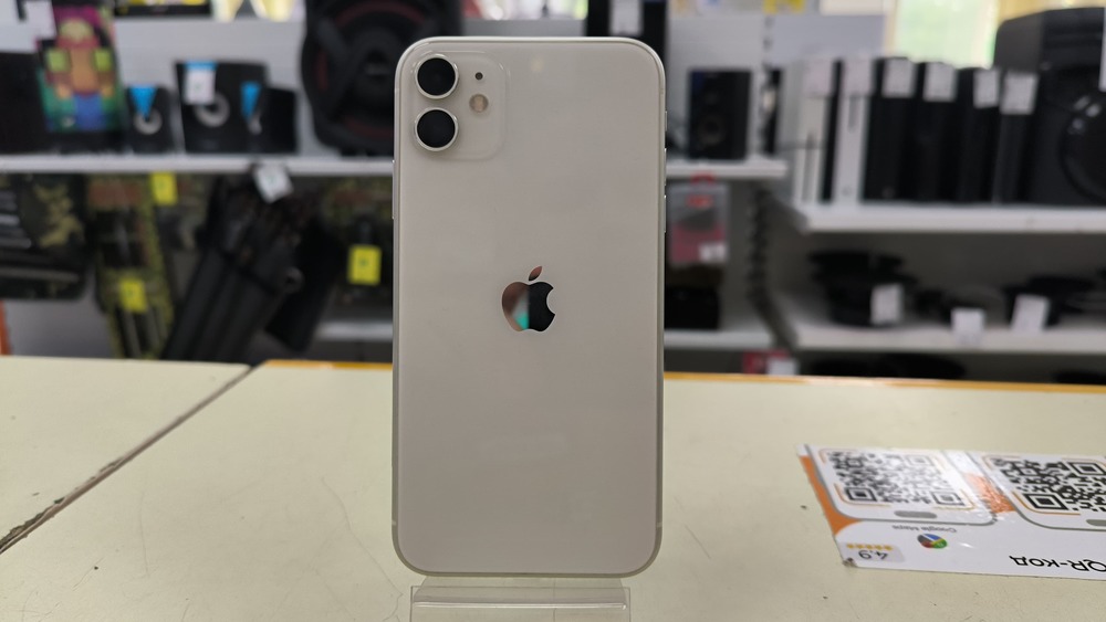 Смартфон Apple iPhone 11 128Gb