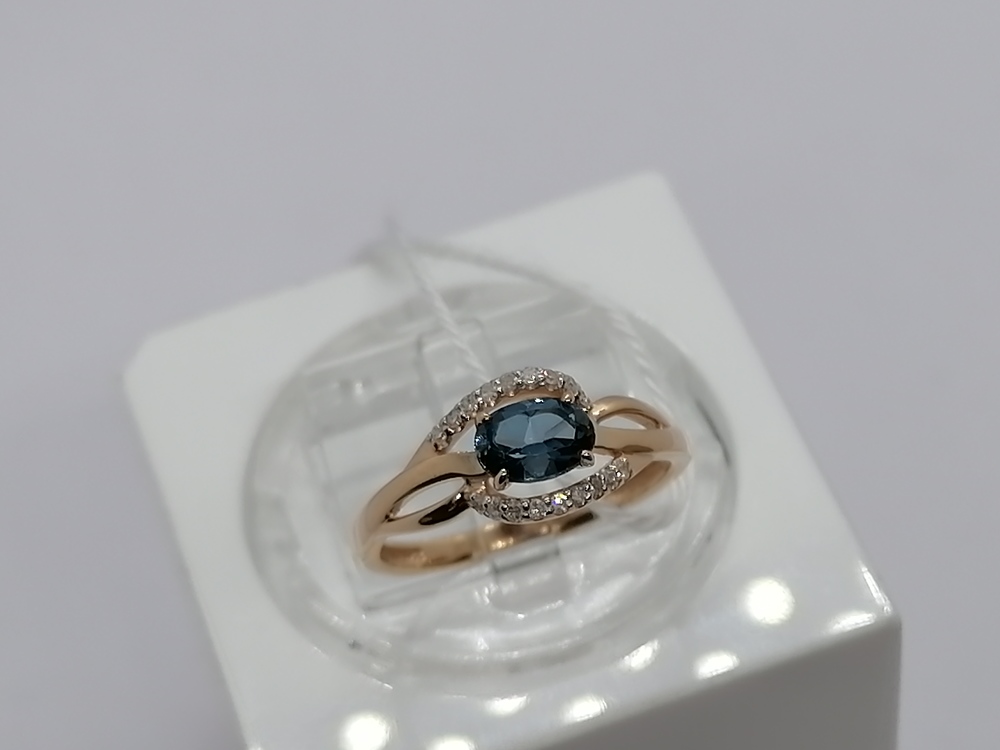 КОЛЬЦО С КАМНЯМИ (Au 585)