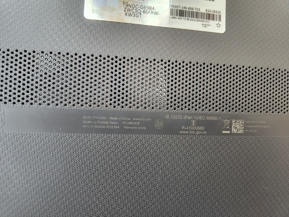 Ноутбук HP; Silver 3050U, AMD Radeon (TM) Graphics, 4 Гб, 256 Гб, Нет