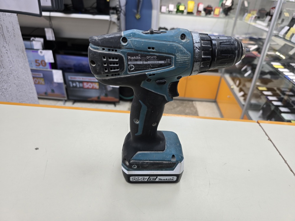 Шуруповерт Makita DF347D